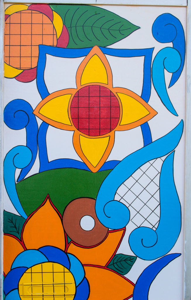 Photo of the mural - Foto del mural